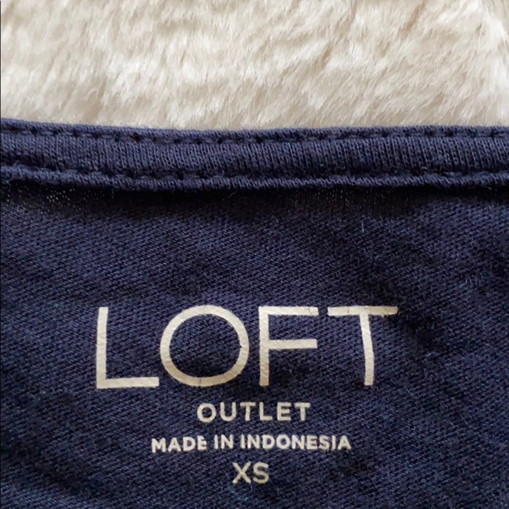 Loft Top - Picture 4 of 4